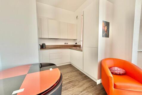 Open Plan Living Kitchen