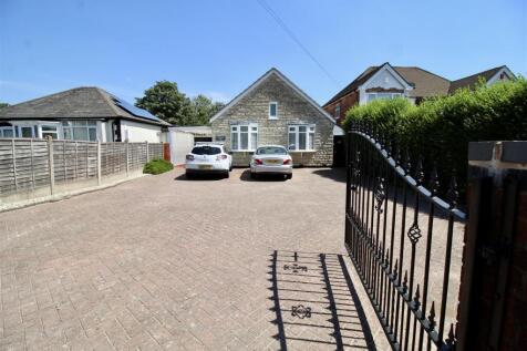 Front Garden/Driveway