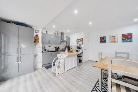 1329555-12-688b3c...