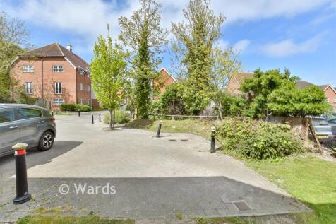 Driveway/Parking