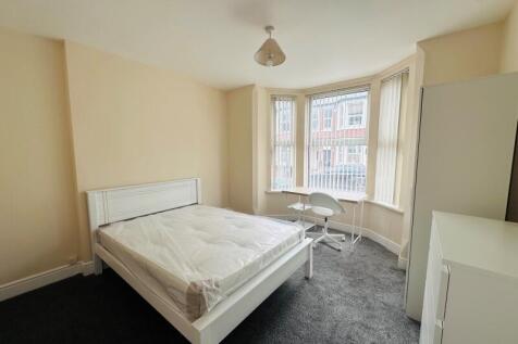 Gloucester Avenue, NOTTINGHAM photo 2