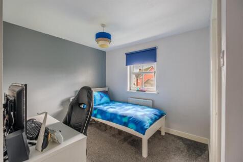 Spynie Gardens-46.jpg