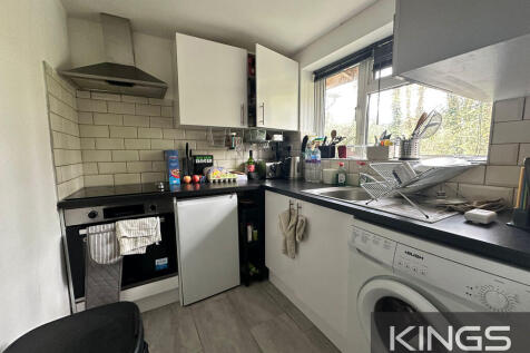 44b Burgess Rd (3...
