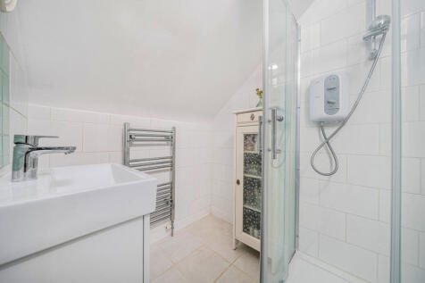 1319615-7-68712be...