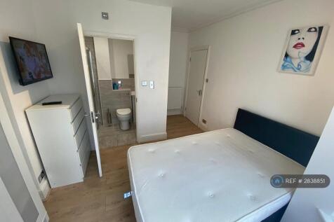 *Avail 9th April* Double Ensuite Room 1 - £799