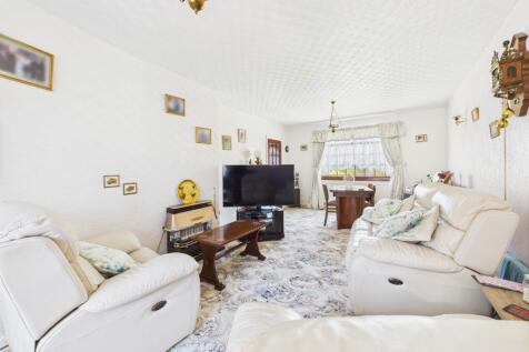 CAM05192G0-PR0075-STILL004