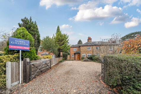 1375848-3-690cba7...