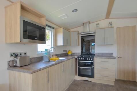 To Book A Viewing Call TPS Lostwithiel on 01208 87