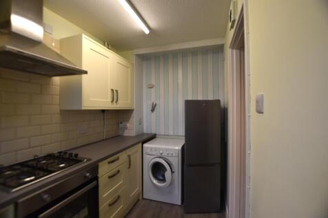 1 Lascelles kitchen 2 