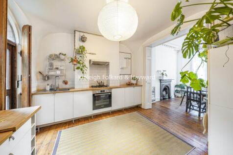 8c7bfe79-d4ee-4260-8