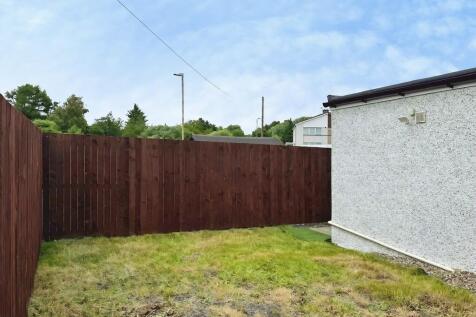 2f03be83-garden