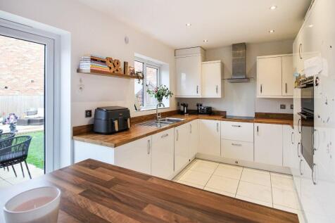 Contemporary Kitchen