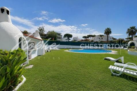 Vilamoura Studio Apartment For Renovation For Sale Walking Distance To The Marina (5)