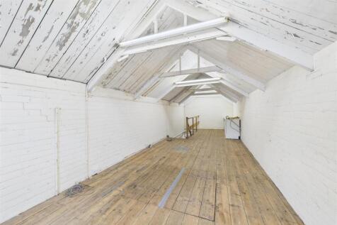 15 Eastover, Bridgwater, Somerset TA6 5AG | Freeho