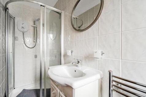 Downstairs Bathroom.2