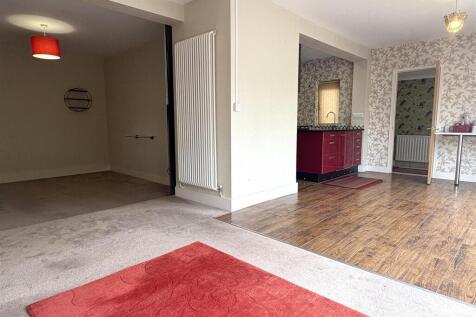 LIVING DINING AREA