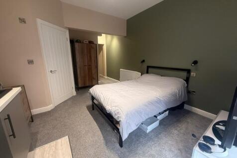 Room 1, Neale Street photo 3