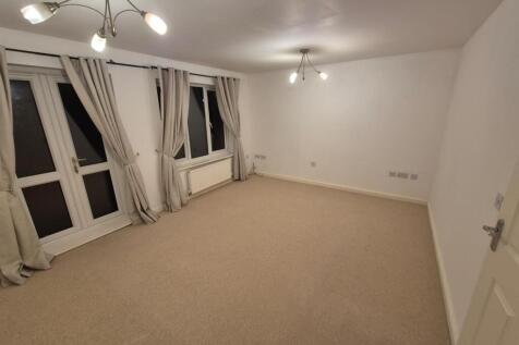 Living Room 3.jpg