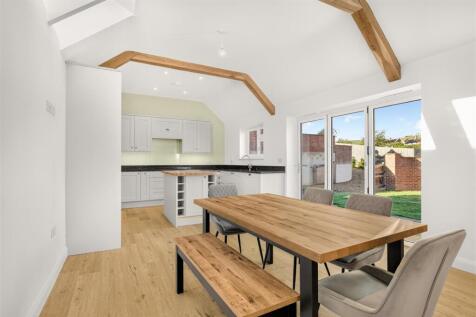 Kitchen - Dining 1.jpg