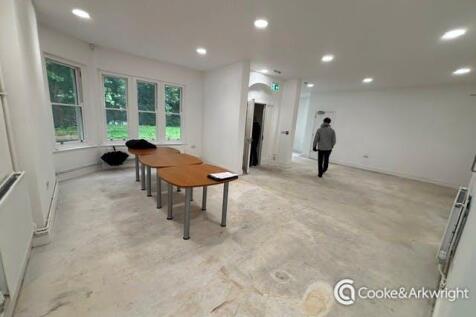 Pic 24 - Roath Park House.jpg