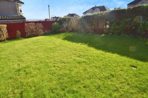 4d3955e3-Garden 2...