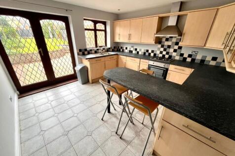 KITCHEN 2.jpeg
