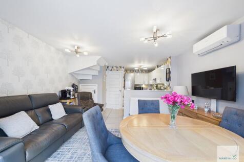 CAM03394G0-PR0353...