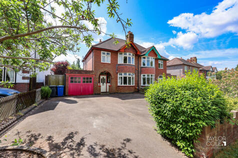 Tamworth, B79 - property photo
