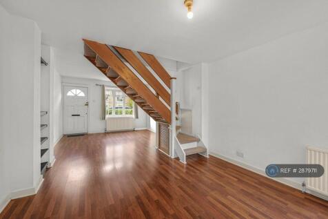 Bishops Road, London, W7 photo 4