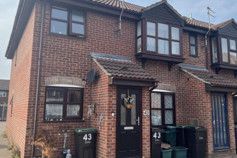 Two Bedroom Ground Floor Flat For Sale