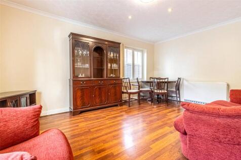 Dewell Mews, Swindon, Wiltshire, SN3 photo 3