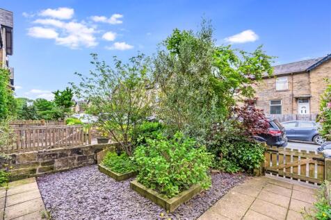 Front Garden.jpg