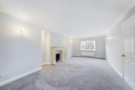 Wolverton Drive, Wilmslow, Cheshire, SK9 photo 3