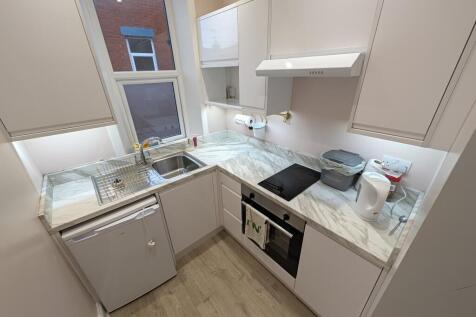 Onslow Road, Blackpool photo 4