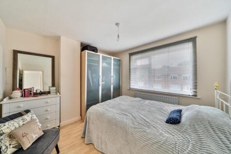 1315389-6-685a890...