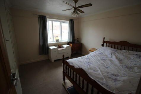 Sawyers Close, Newark photo 5