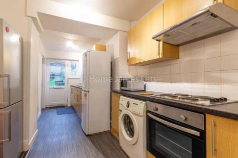 17927496 Kitchen (2).jpg