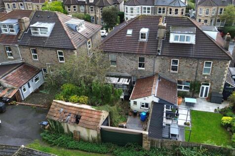 24 - Substantial House for Auction, St Andrews.JPG