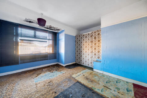 1385560-5-6927a43...