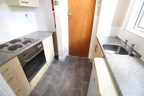 Church Road, Urmston photo 3