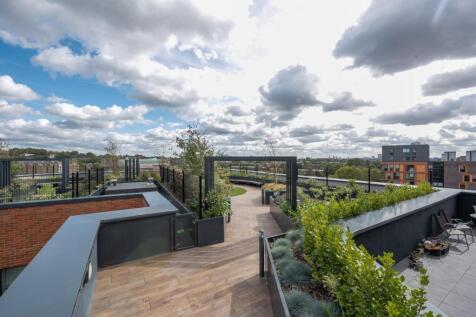 Communal Roof Terrace
