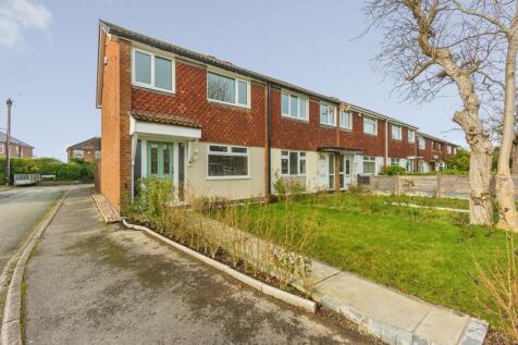 Sale, M33 - property photo