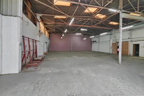 Light Industrial to rent Image 3