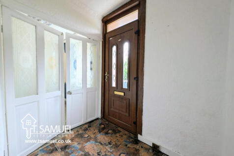 Entrance porch