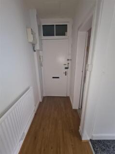 13TownendStreet Hallway.jpg