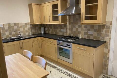 48 Ashfield Rd, Hale, Cheshire, WA15 9QL photo 4
