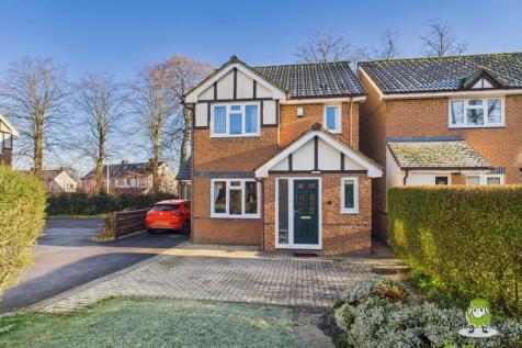 EweMove Estate Agents Basingstoke - St Thomas Clos