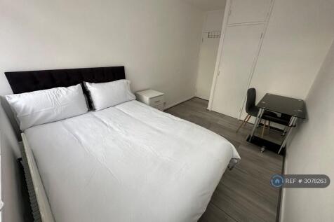 Bedroom 2 (£1085 Pcm) 