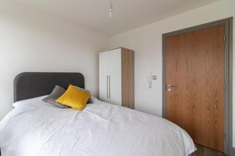 Carder Place photo 5