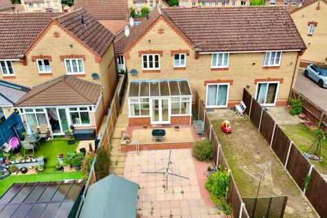 Elevated rear garden shot